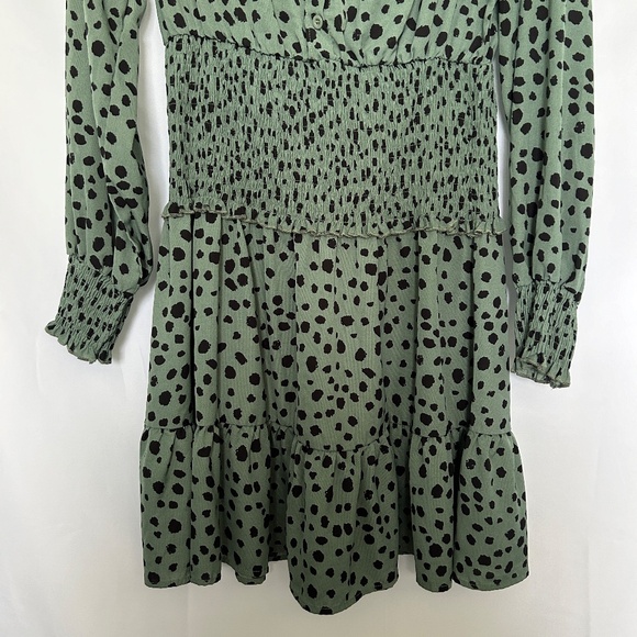 Pretty Garden Green and Black Animal Print Dress - Picture 2 of 10